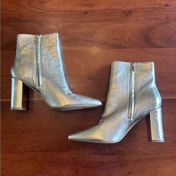 Marc Fisher Mlulani Heeled Ankle Boot - Picture 4 of 12